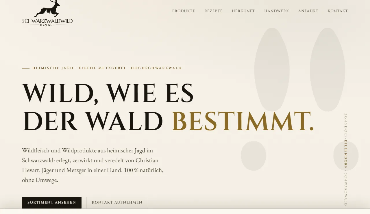 Startseite der Website schwarzwaldwild.de – editoriales Design mit der Überschrift „Wild, wie es der Wald bestimmt.“